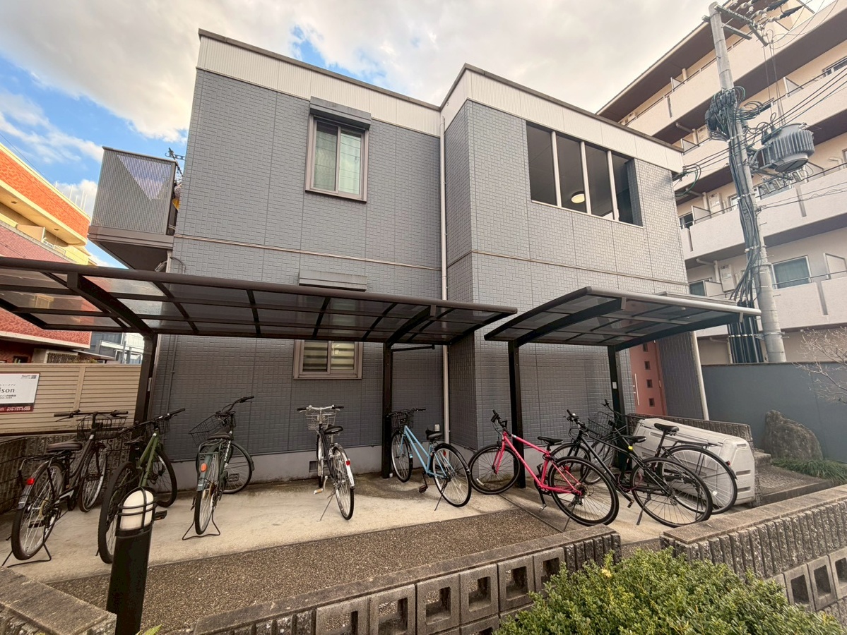 メゾンクレセント