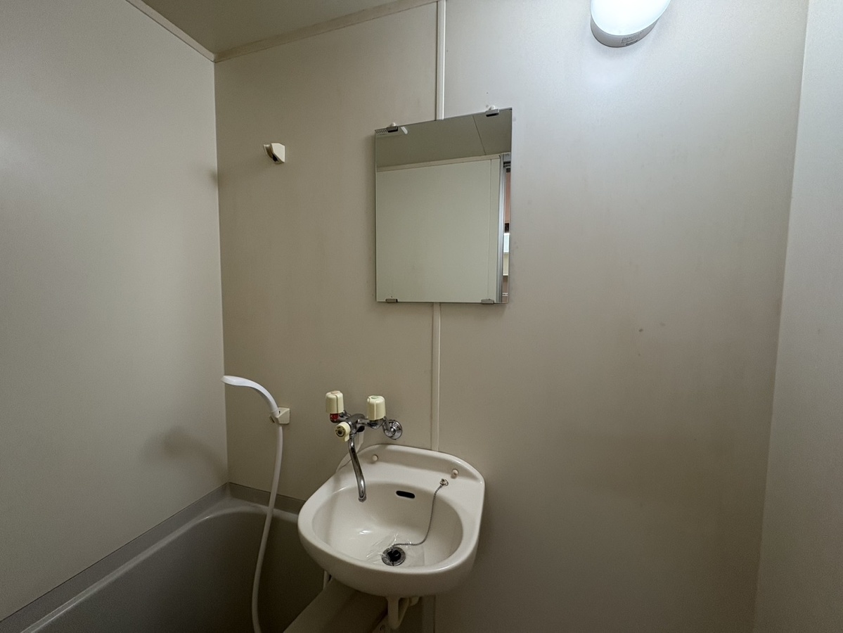 洗面所 203号の写真です 写真15