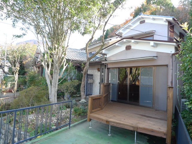 一乗寺葉山町2-4貸家