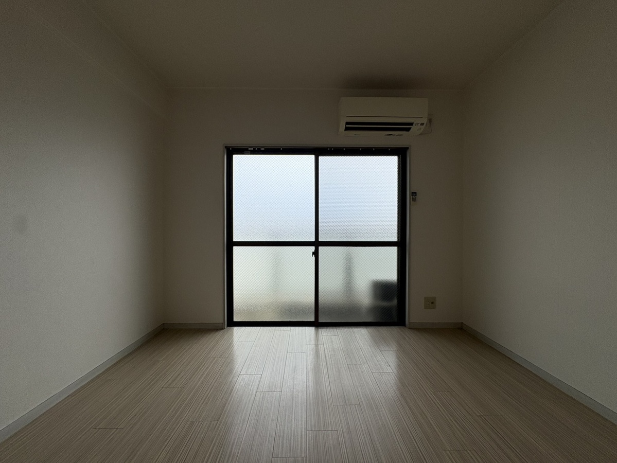 居室 写真8