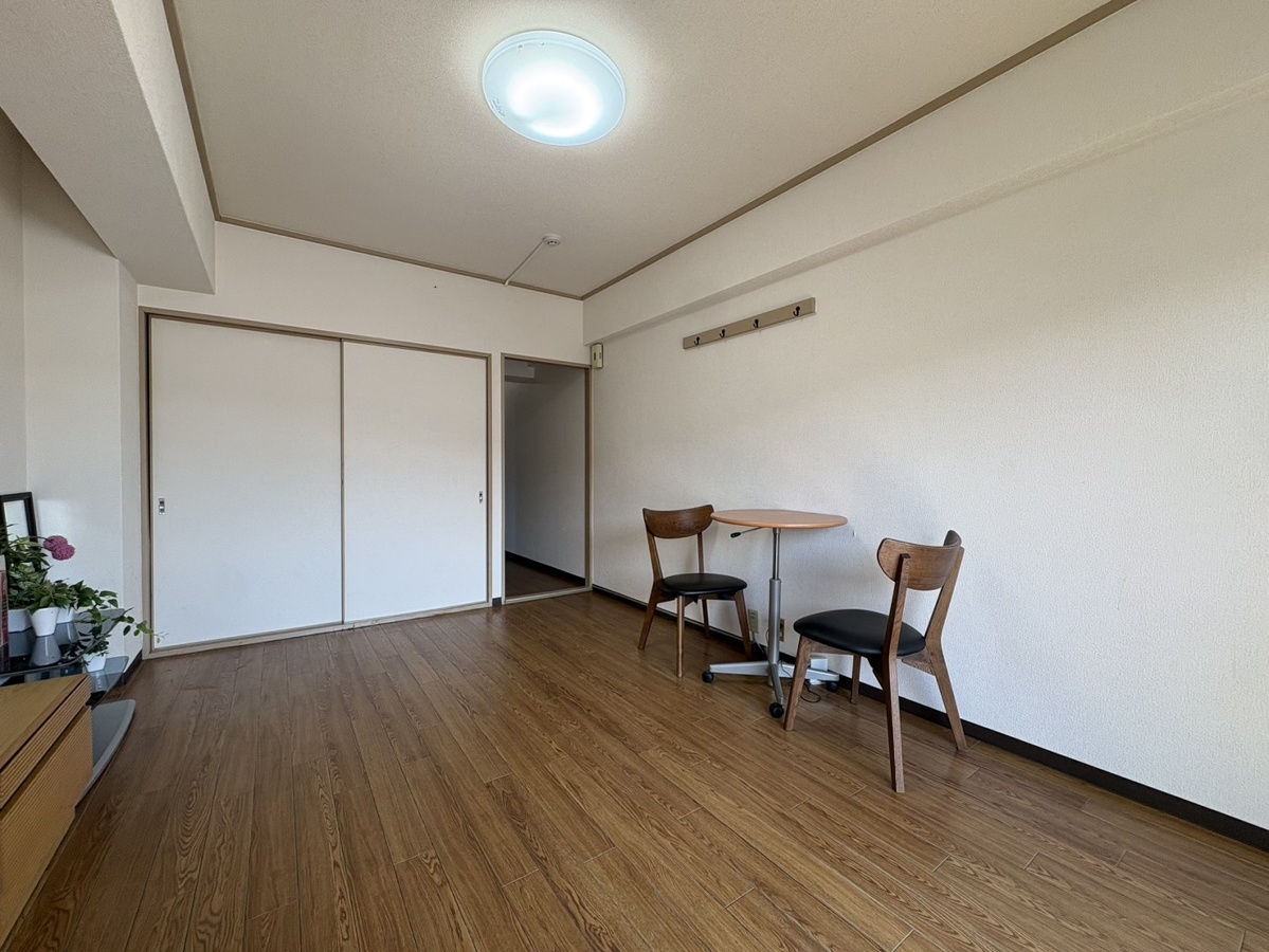 居室 ※残置物です。 写真7