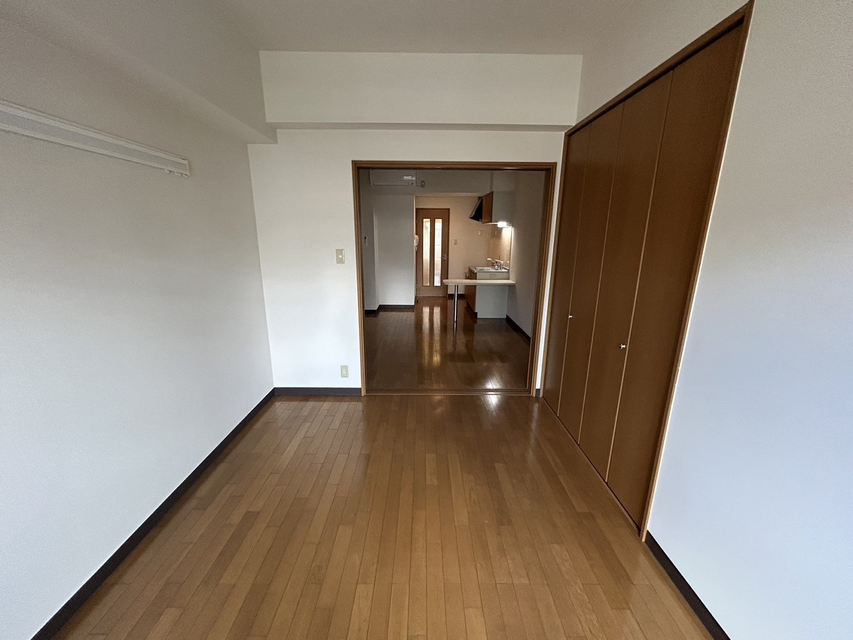 寝室 206号室の写真です 写真7