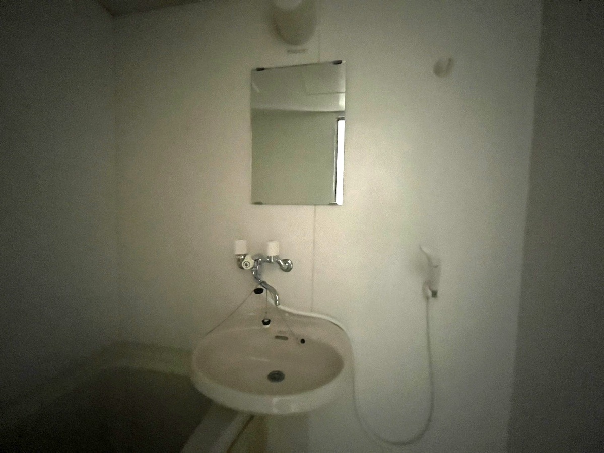 洗面所 ※203号室の写真です。 写真15