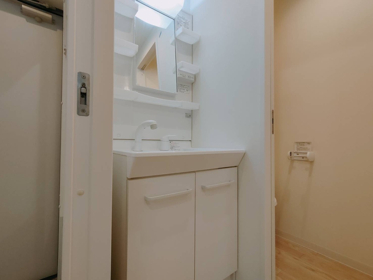 洗面所 204号室の写真です 写真8