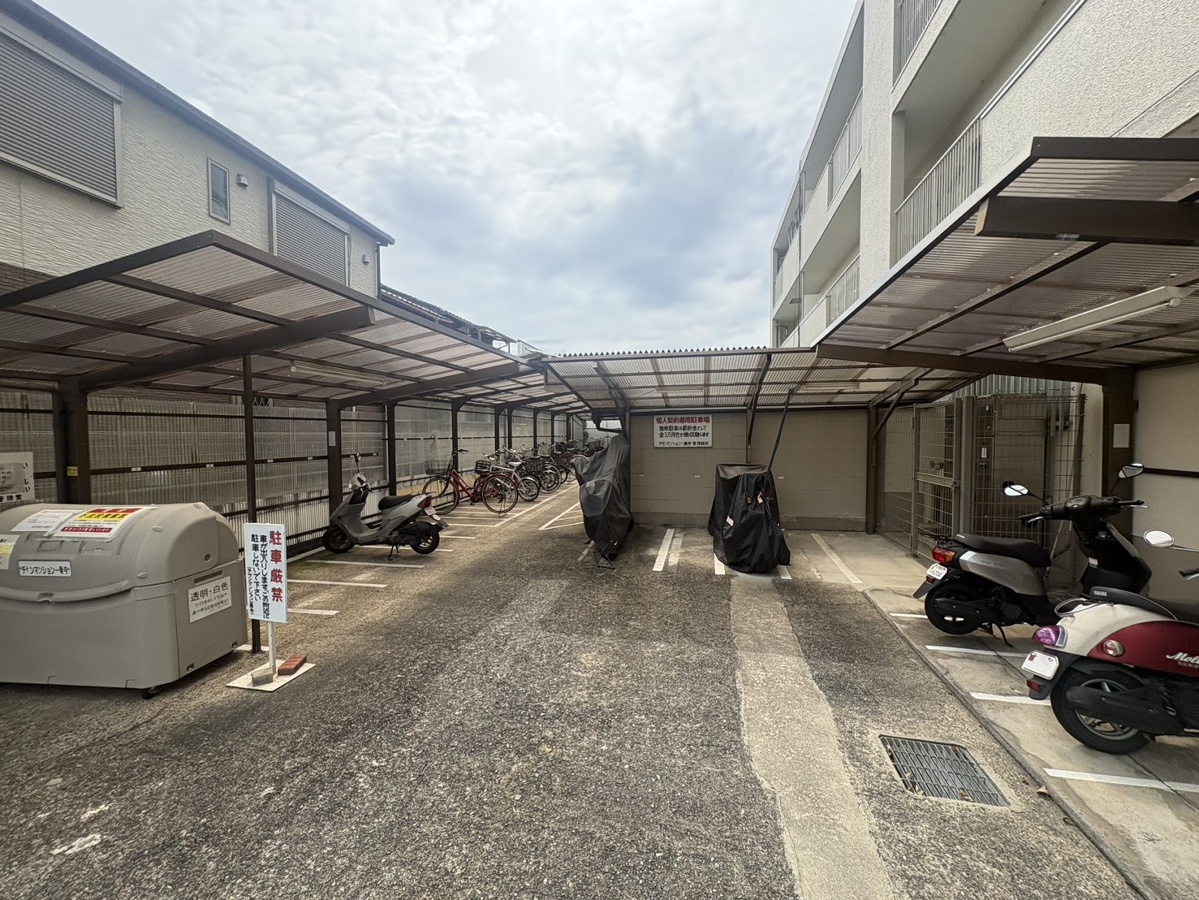 駐車場 写真32