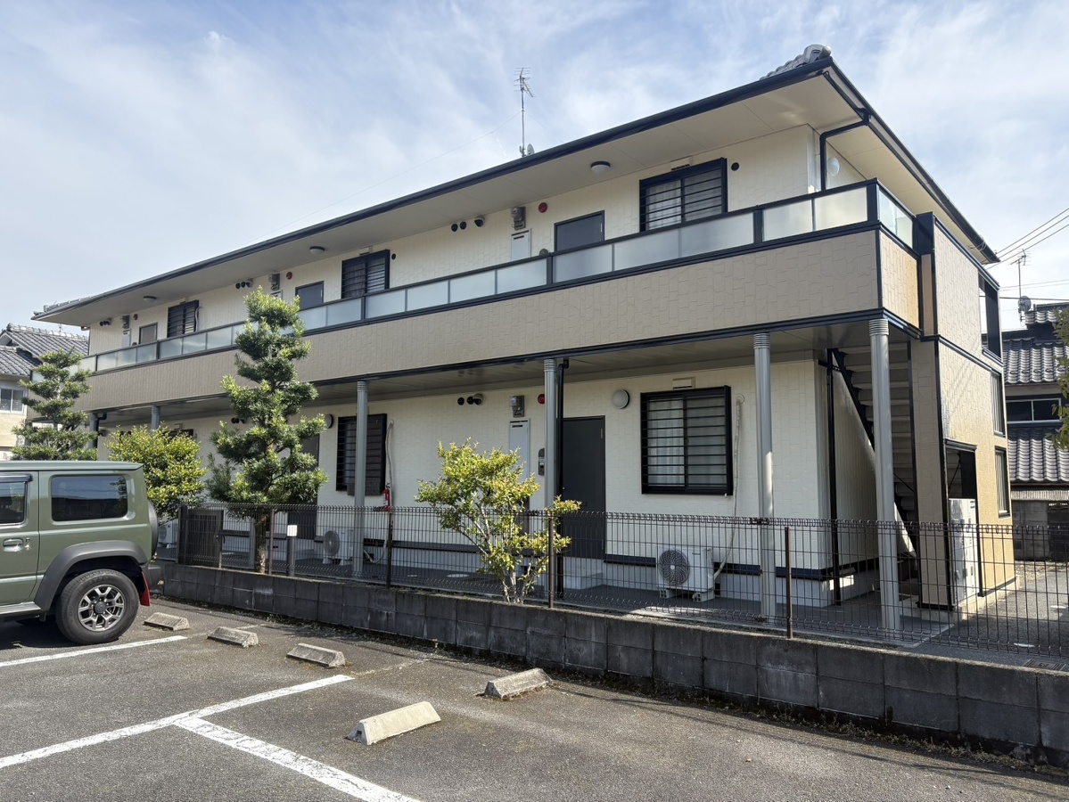 グリーンリーフひがし川