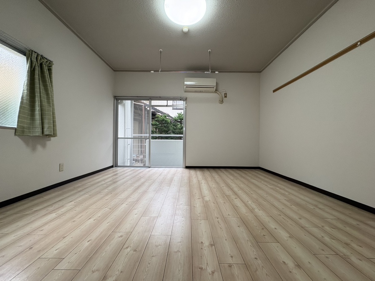 居室 写真8