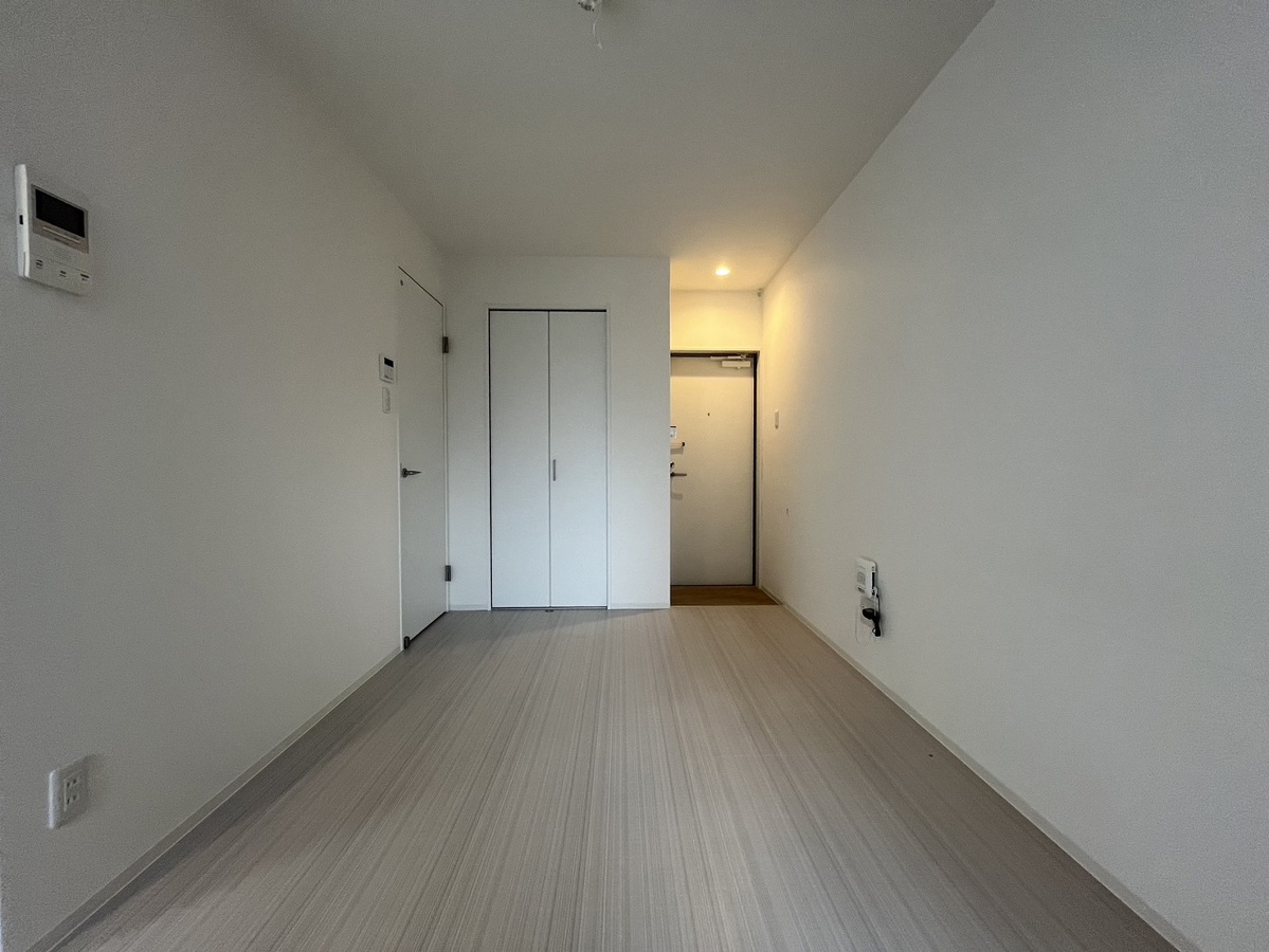 寝室 305号室の写真です 写真7