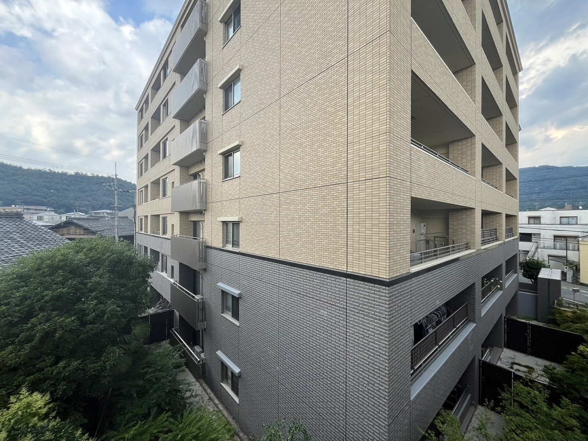 庭 305号室の写真です 写真18