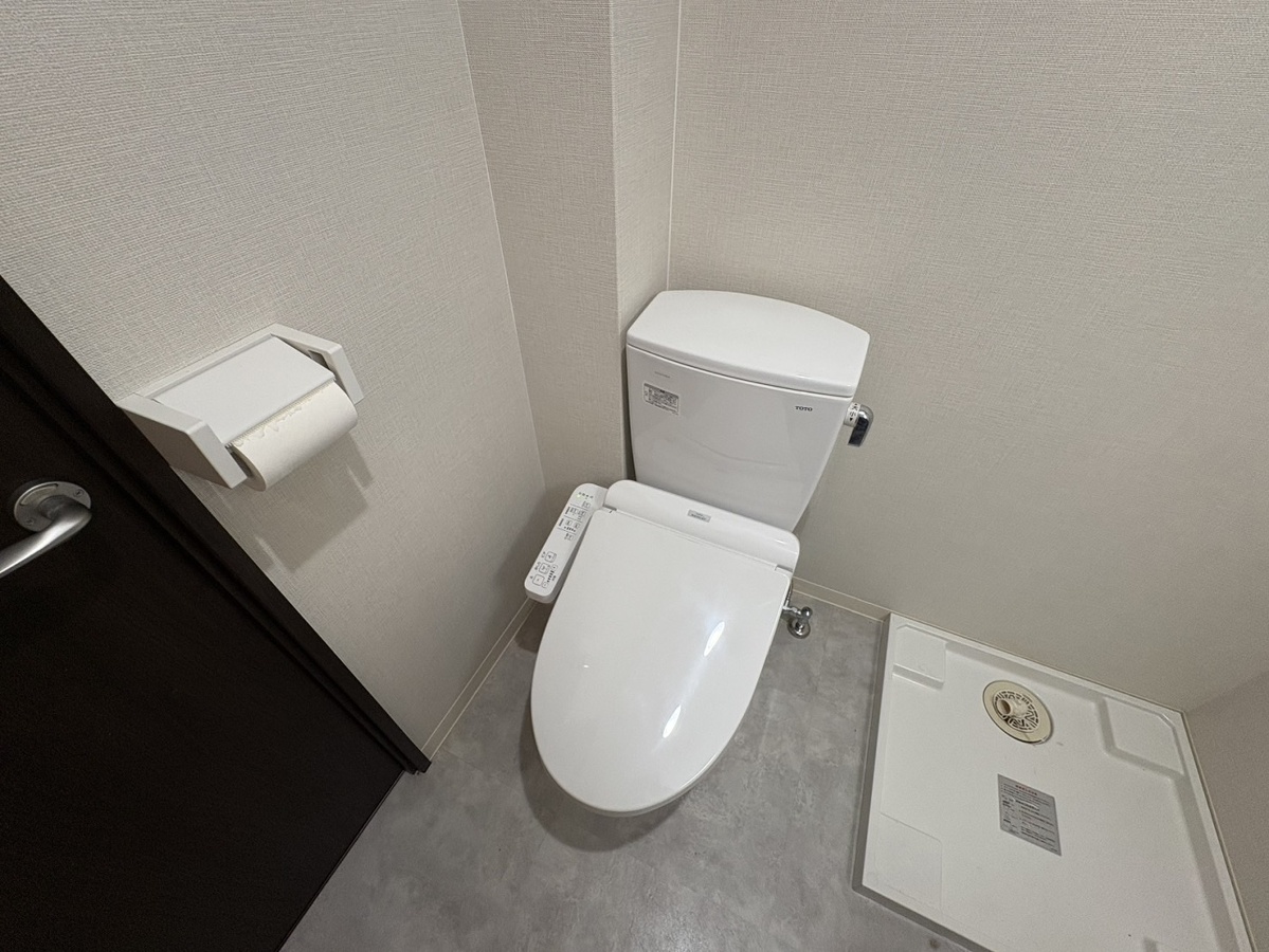トイレ 303号室の写真です 写真16