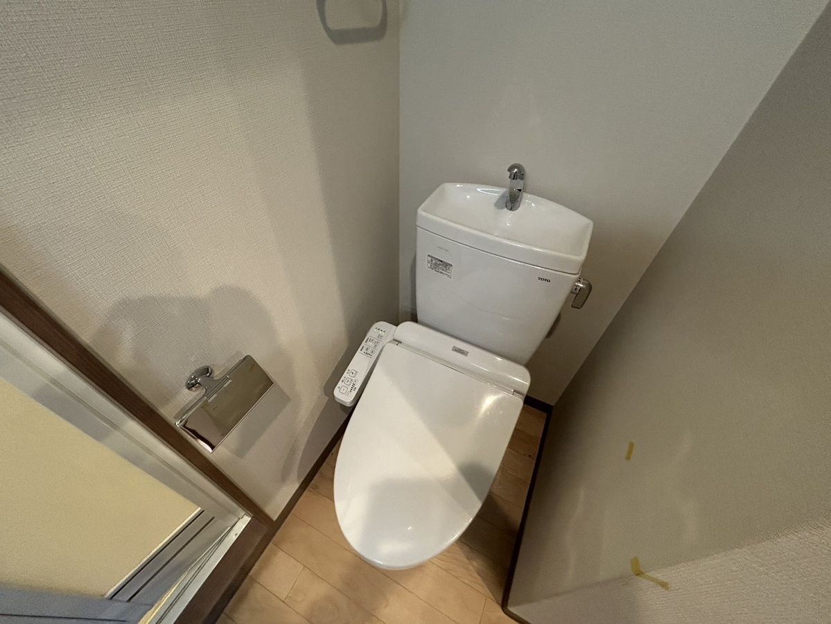 トイレ 203号室の写真です 写真14