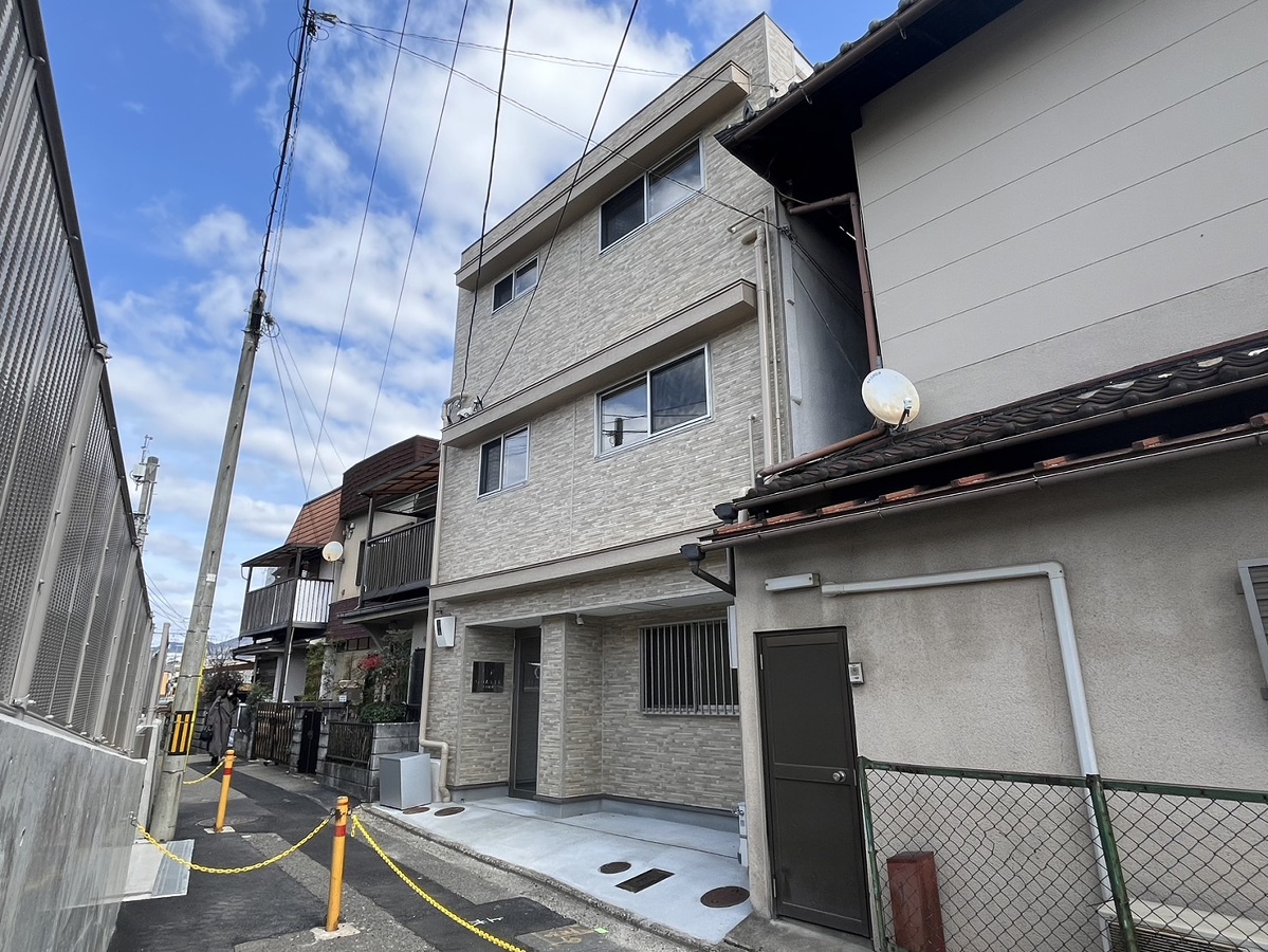 クオリエ茶山駅前
