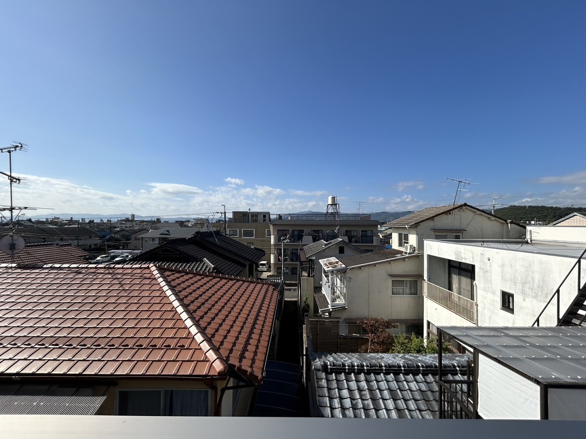 庭 301号室の写真です 写真17