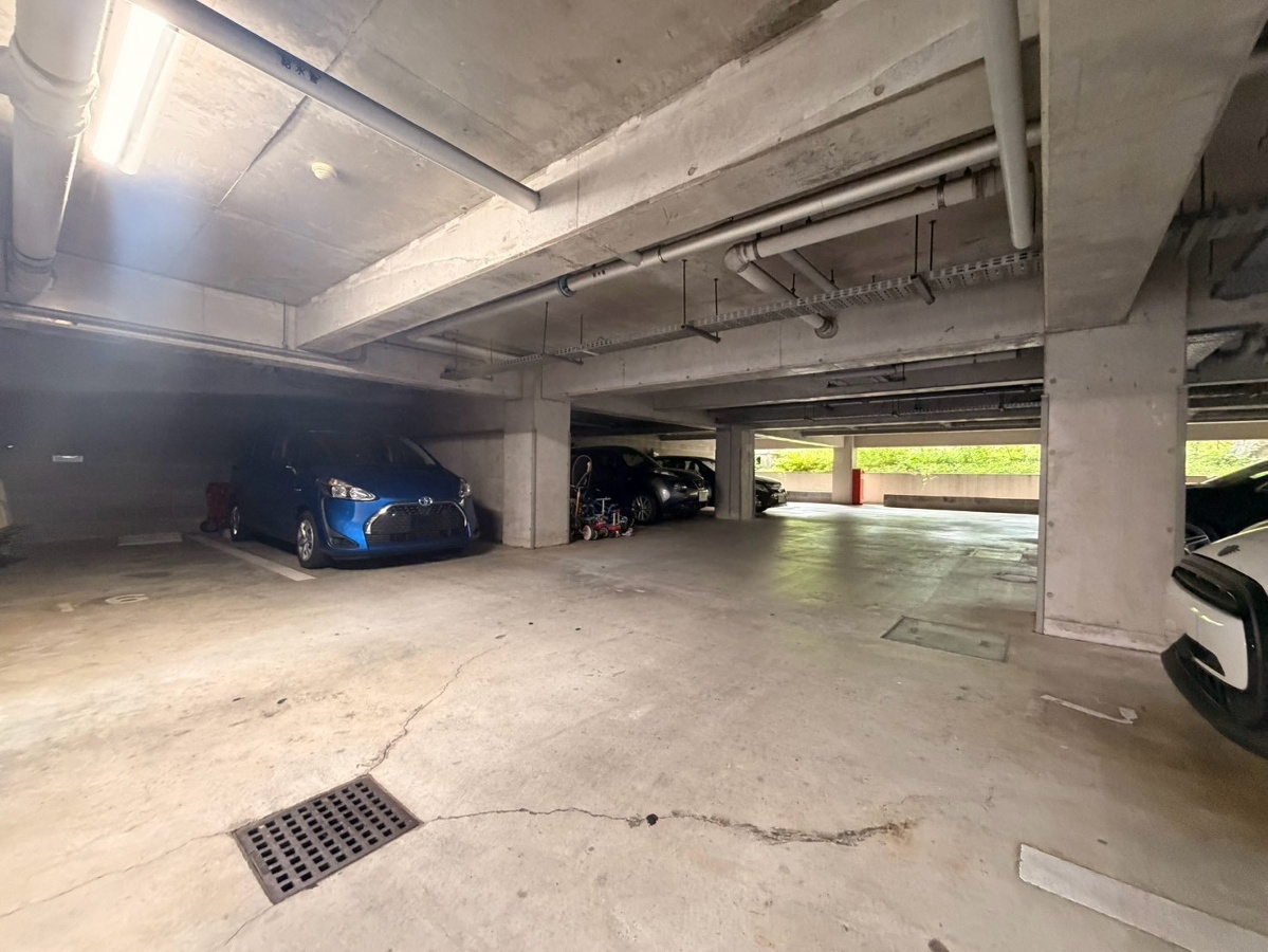 駐車場 写真6