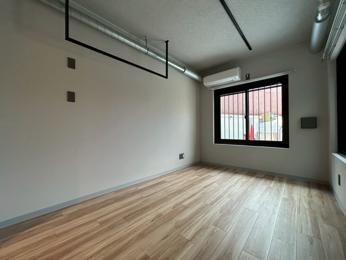 ダイニング ※写真は別角部屋 写真4