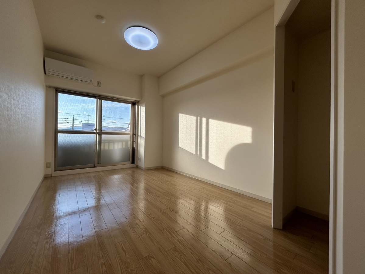 内装 402号室の写真です 写真2