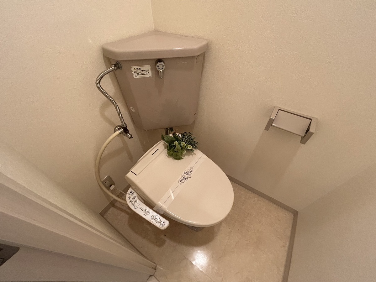 トイレ 402号室の写真です 写真14