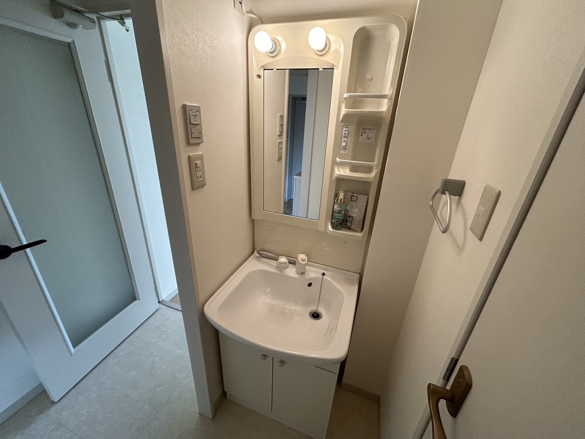 洗面所 402号室の写真です 写真11