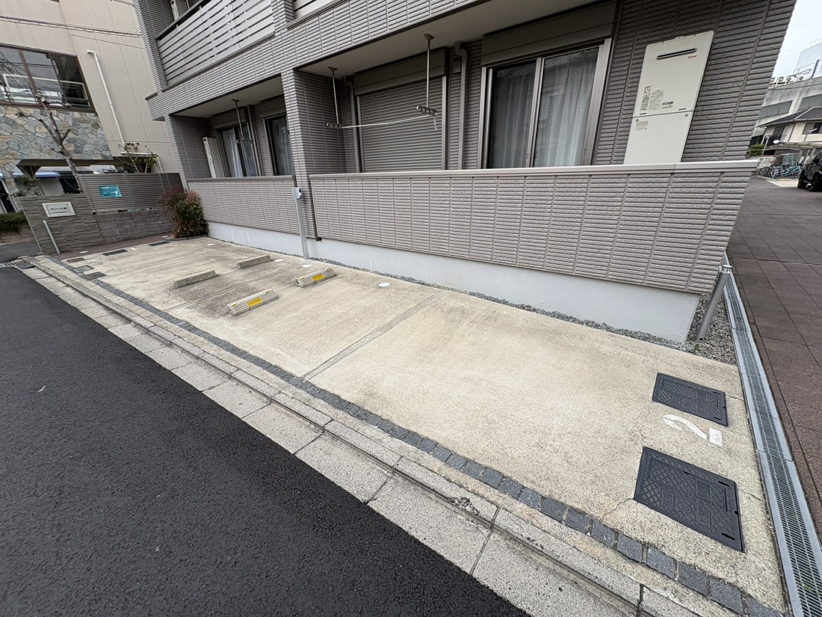 駐車場 写真6