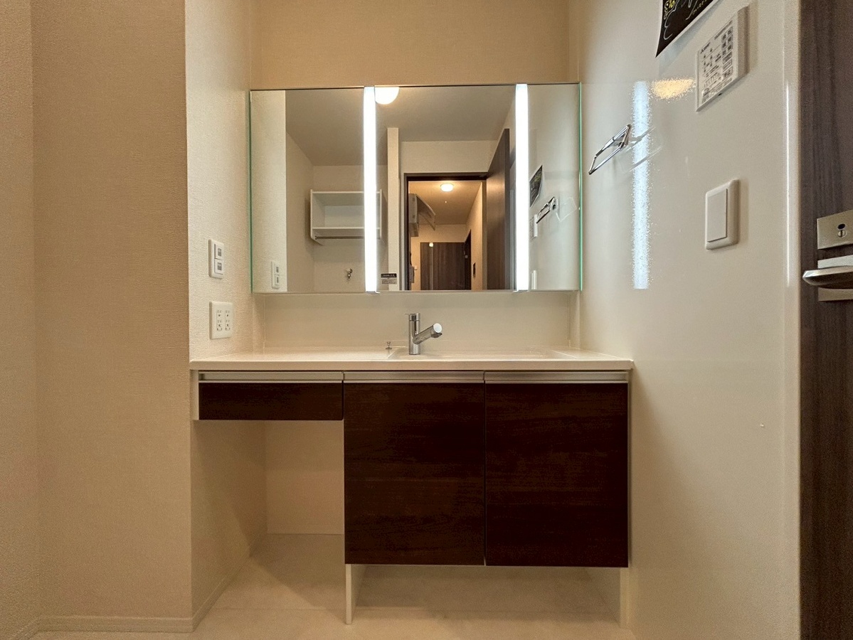 洗面所 101号室の写真です 写真13