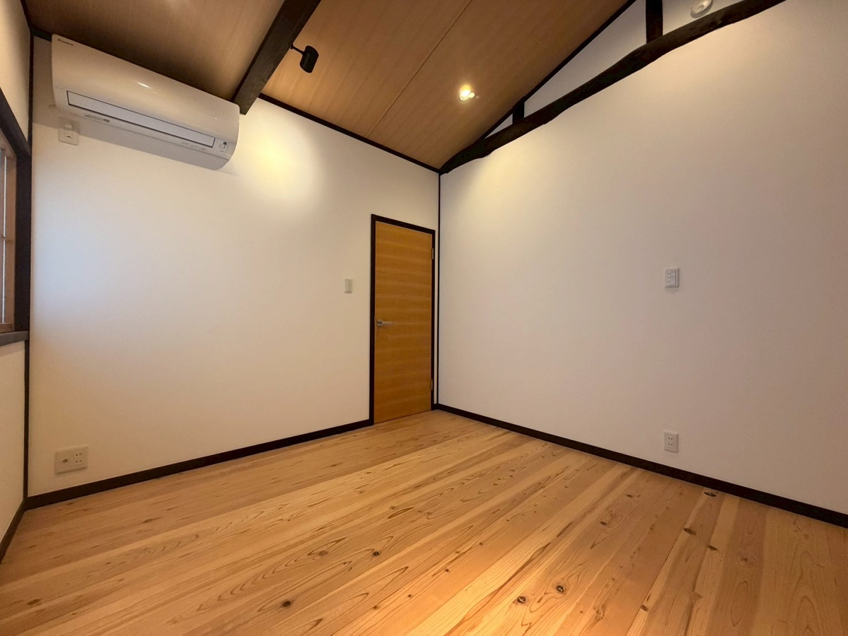 寝室 写真7