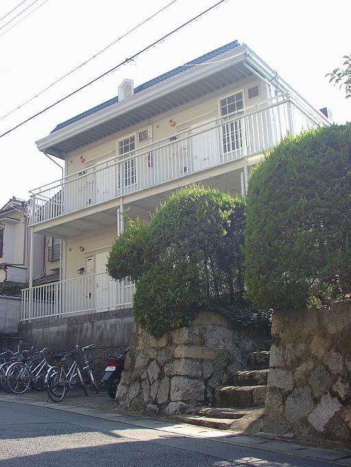 ラフィネ北白川A棟