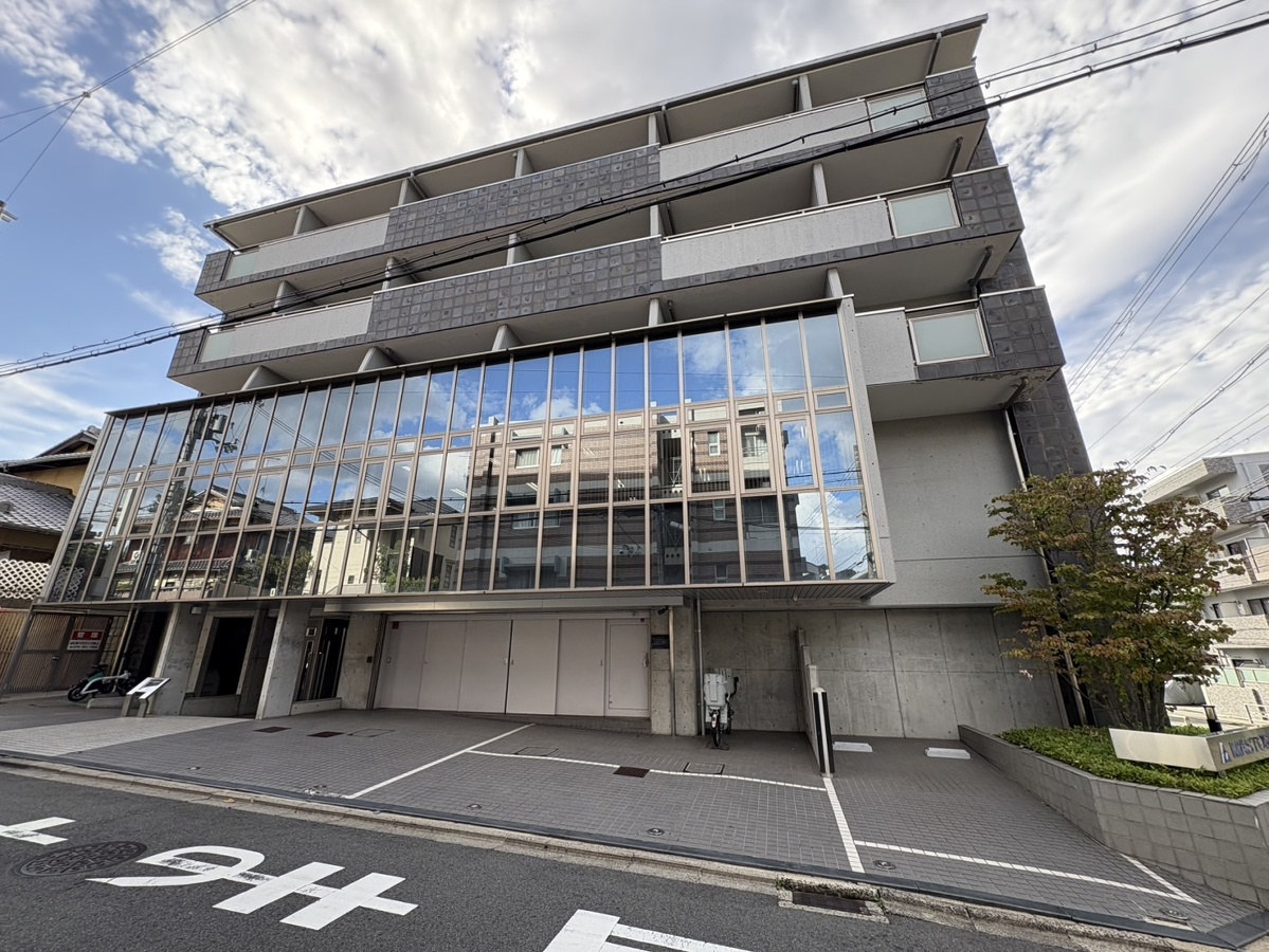 イーストポイントM