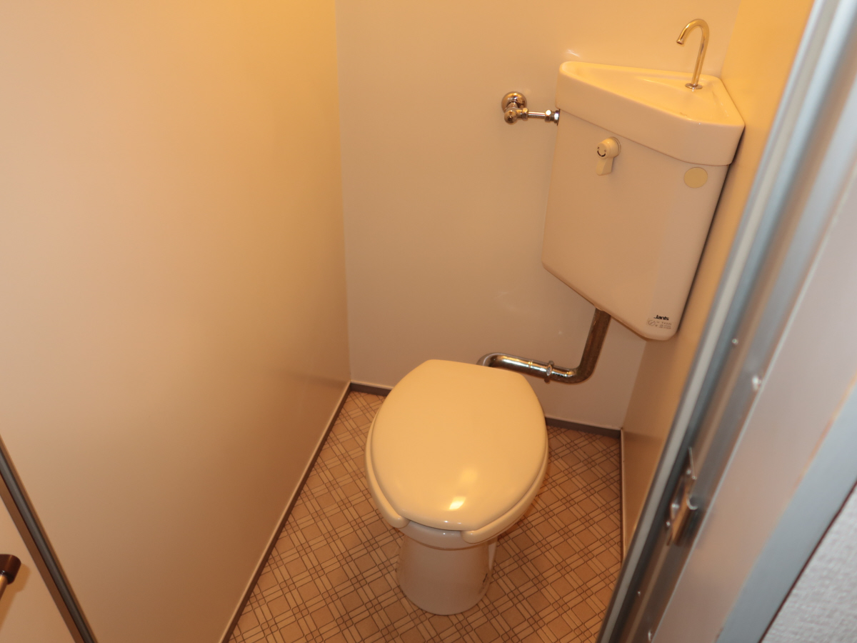 トイレ ※202号室の写真です 写真11