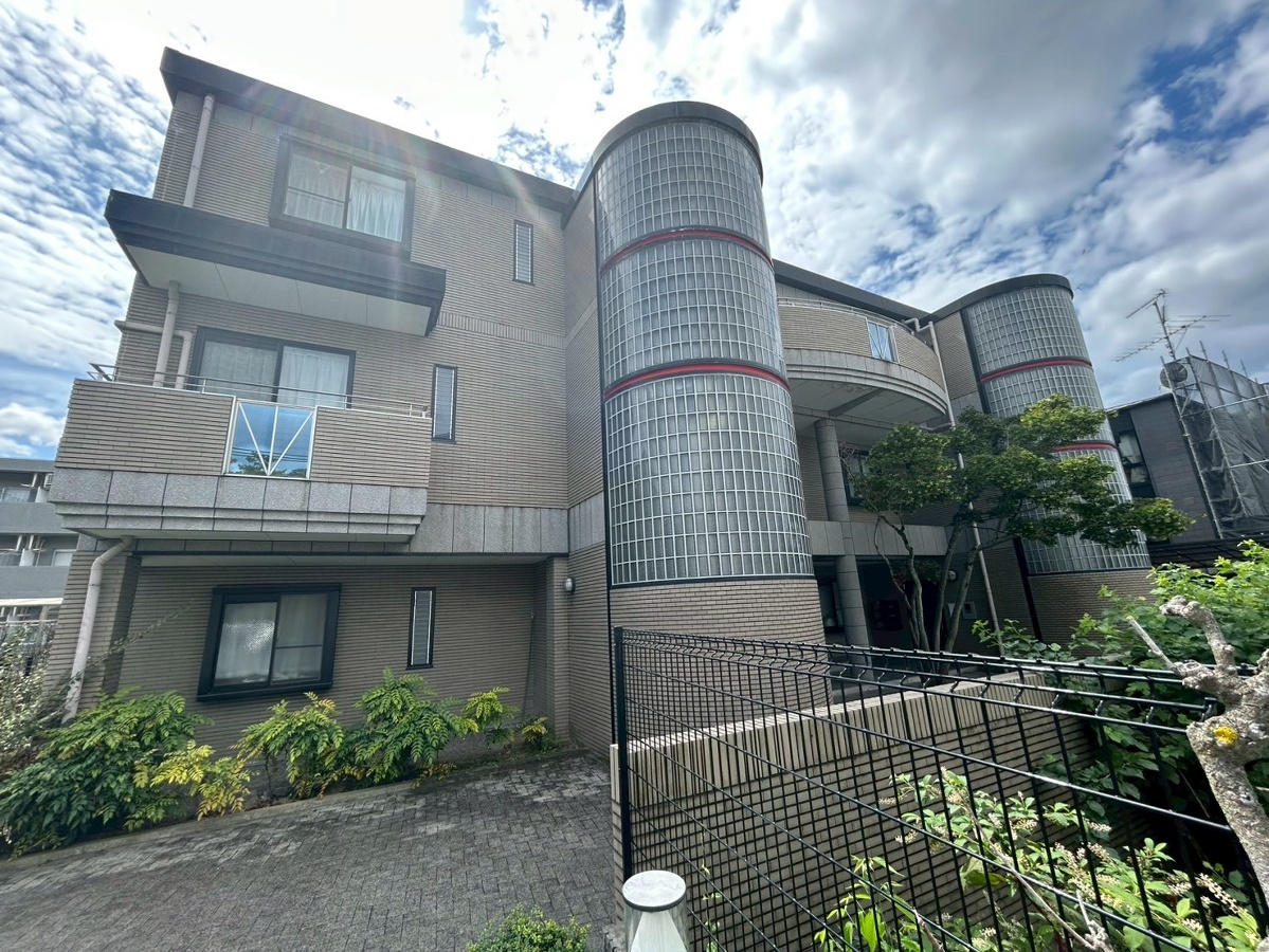 マンションウィステアリア
