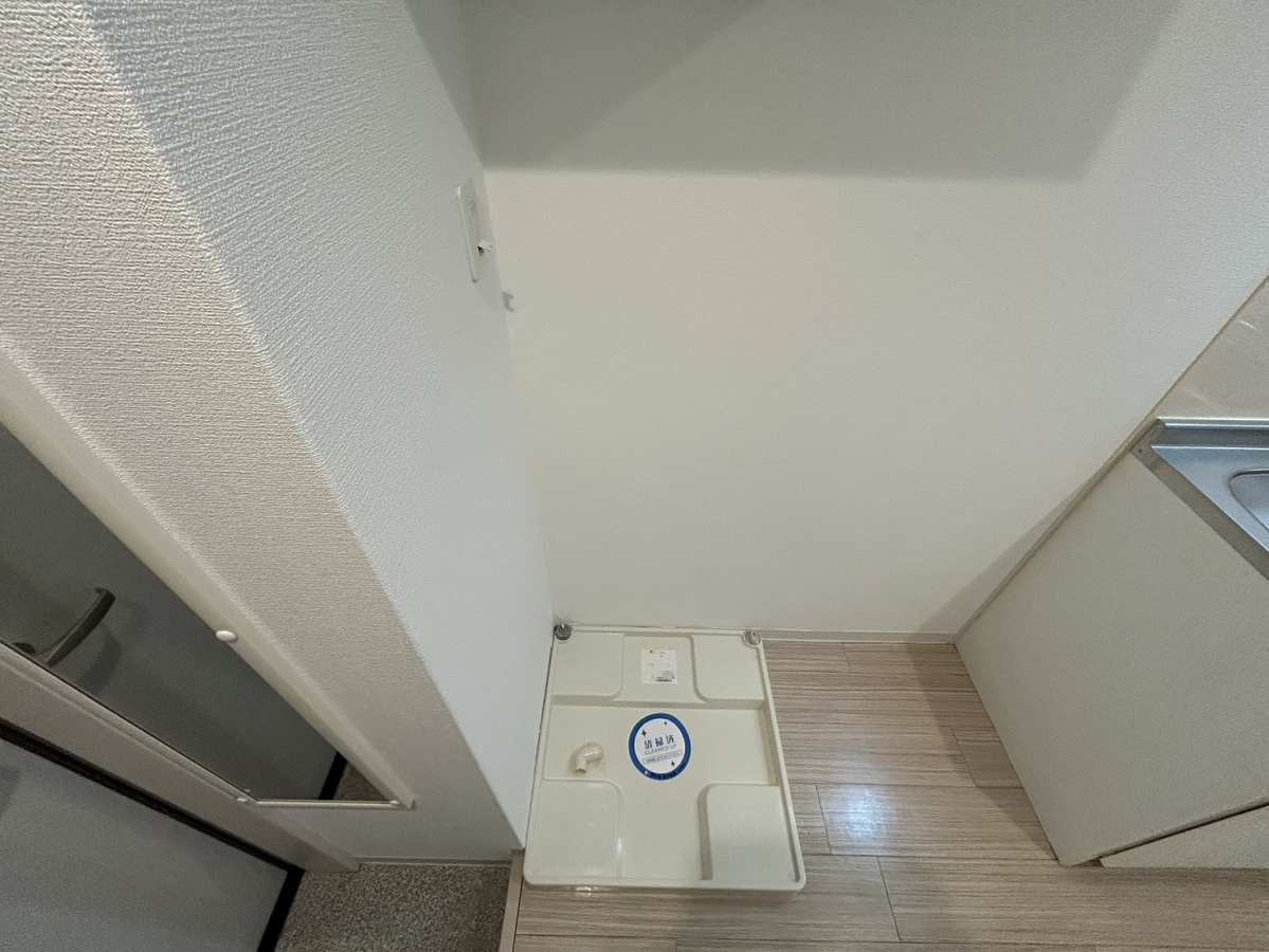 洗面所 406号室(反転)の写真です 写真13