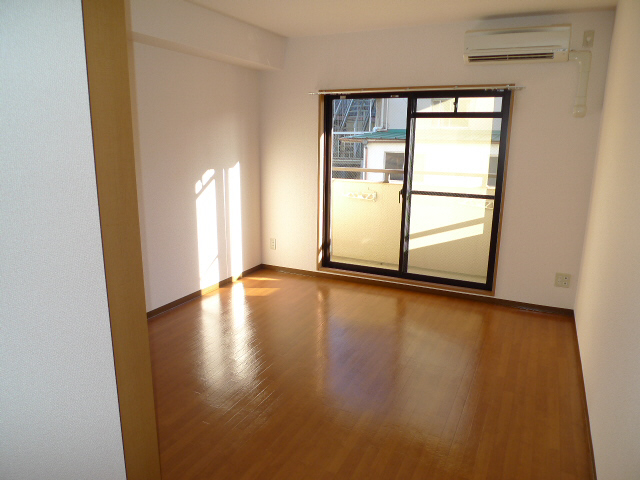 内装 201号室の写真です 写真3