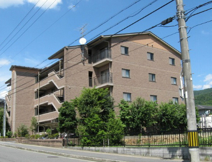 ゴールデンガーデン岩倉