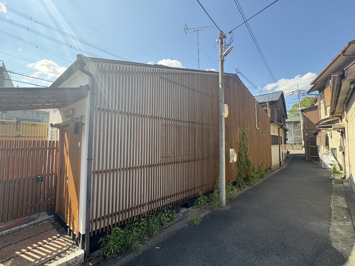 吉田牛ノ宮町18-7貸家