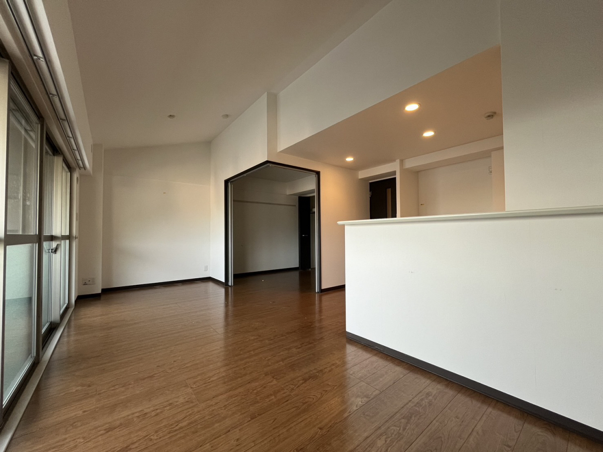 リビング ※303号室の写真です 写真4