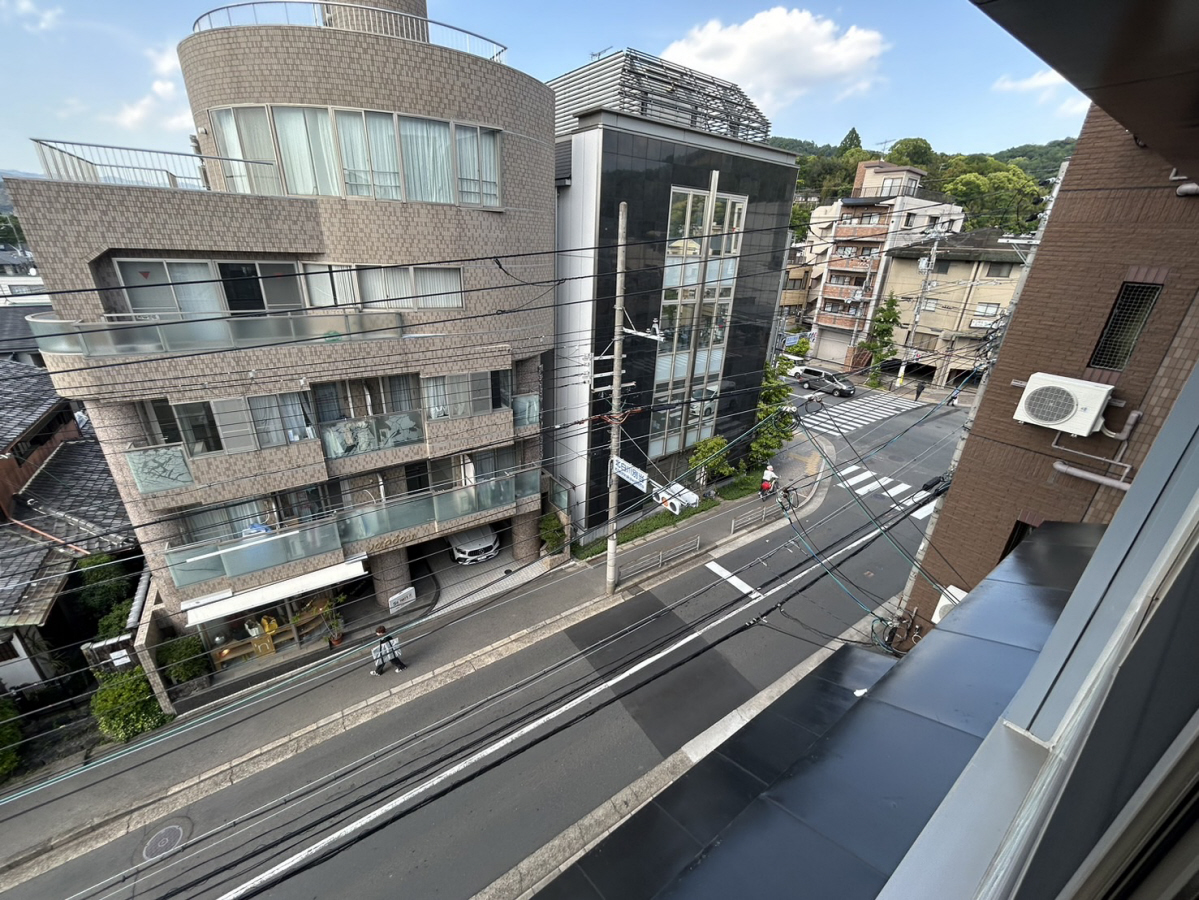 バルコニー・ベランダ 4B号室の写真です 写真17