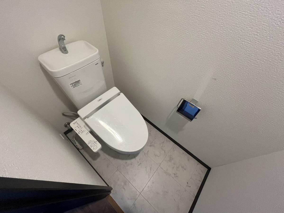 トイレ ※303号室の写真です 写真18