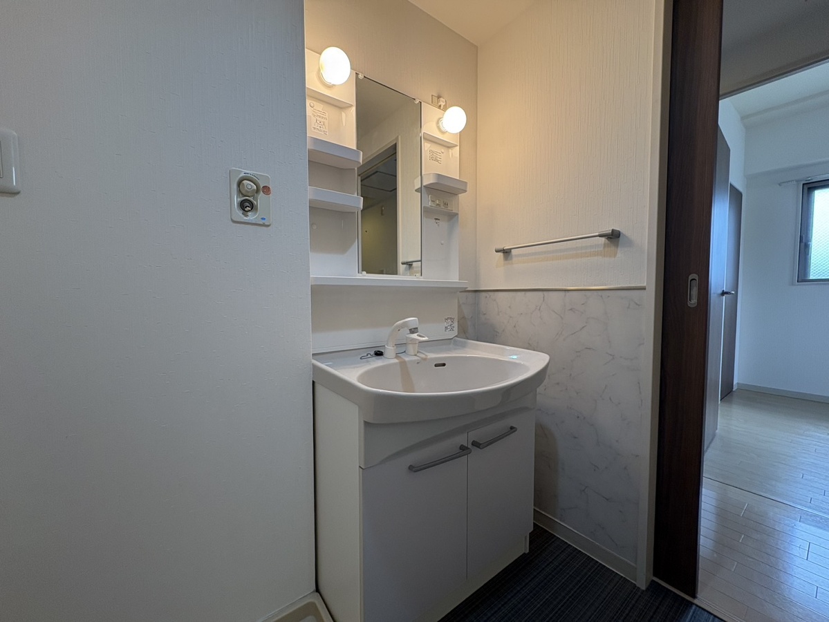 洗面所 502号室の写真です 写真14