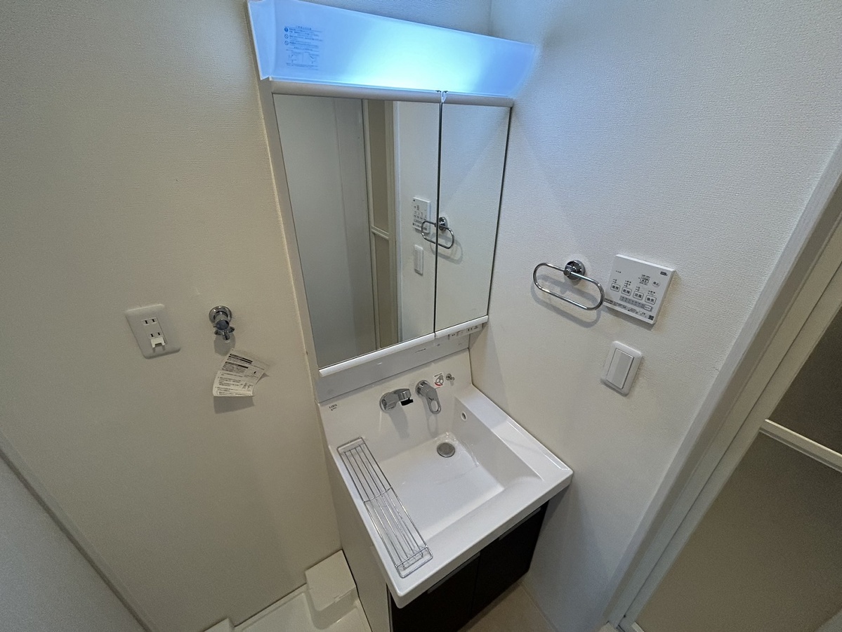 洗面所 写真は101号室 写真11