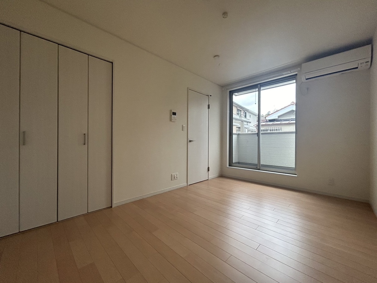 リビング 写真は101号室 写真5