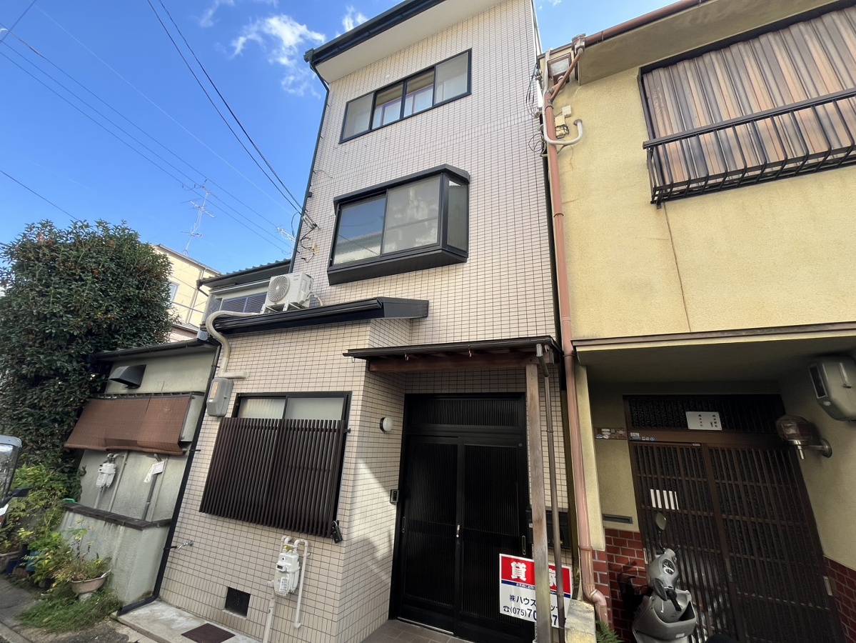 嵯峨甲塚町8-54貸家