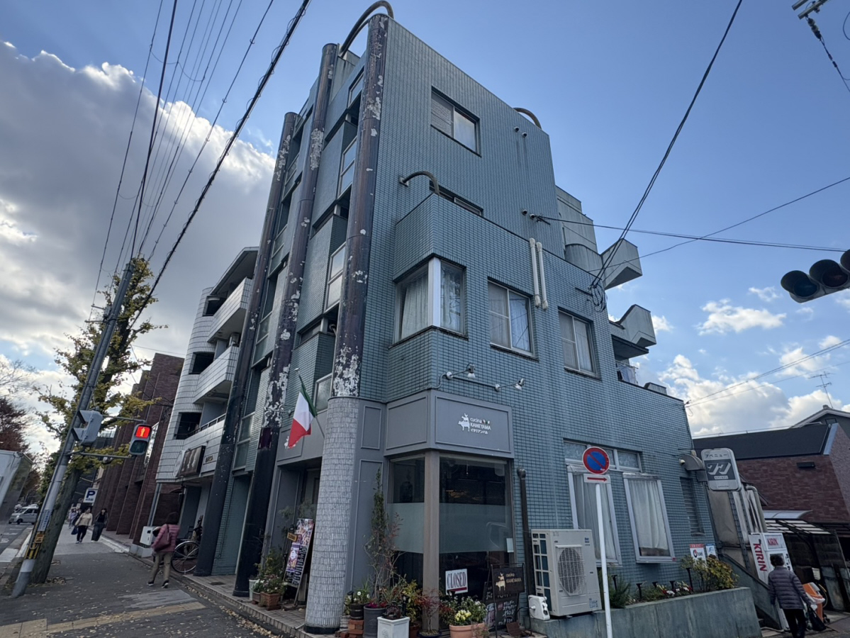 アベニュー77