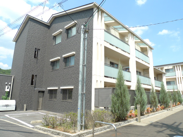 クルミナーレⅡ