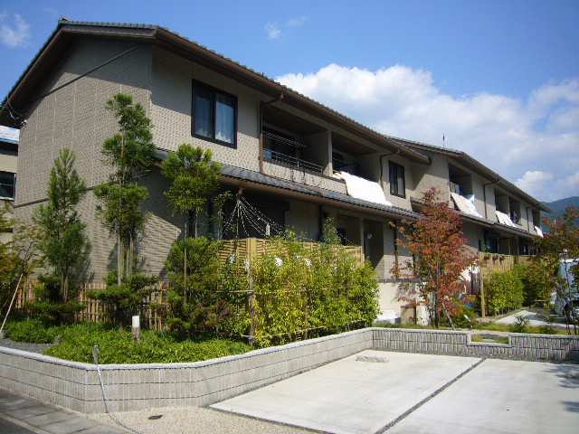 MAST COURT岩倉