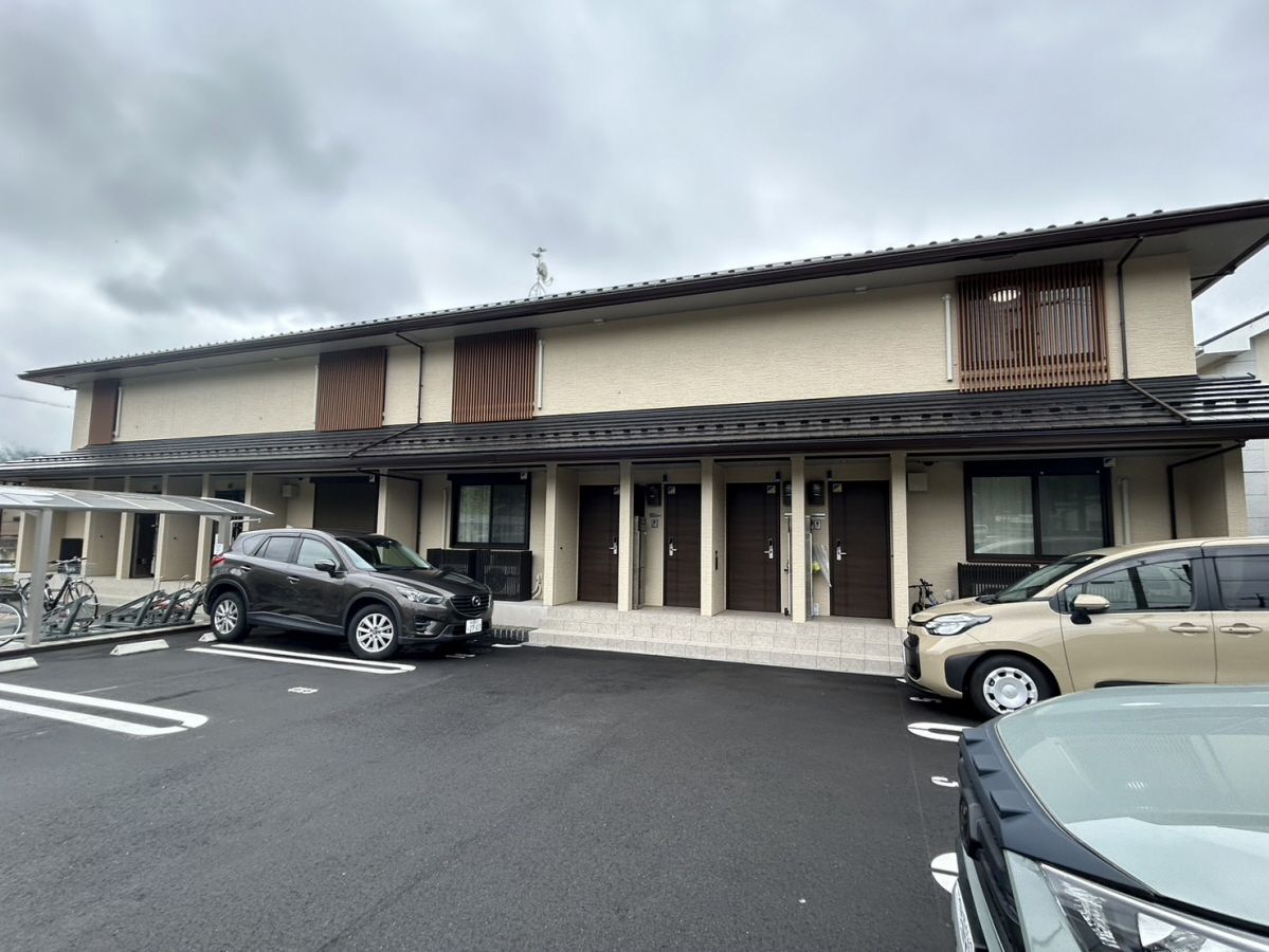 アモーレ岩倉