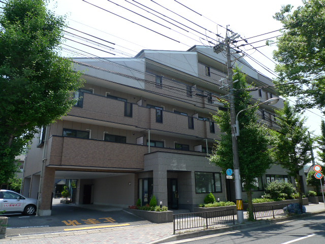 壱番館白川