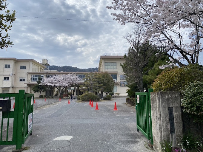 大津市立皇子山中学校まで7024m (徒歩88分) 写真22