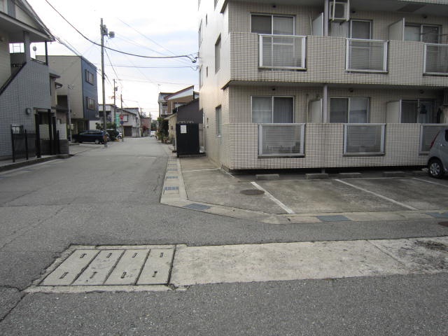 駐車場 写真14