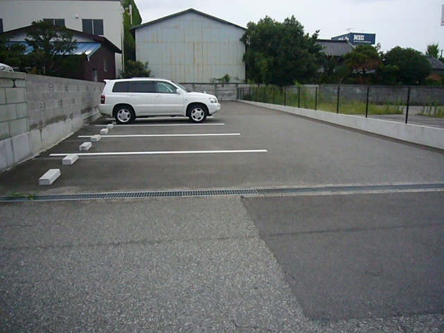 駐車場 写真16
