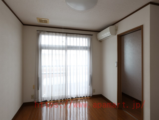 居室 写真5