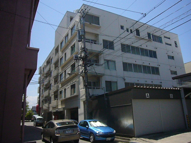 平和通りハイツ　